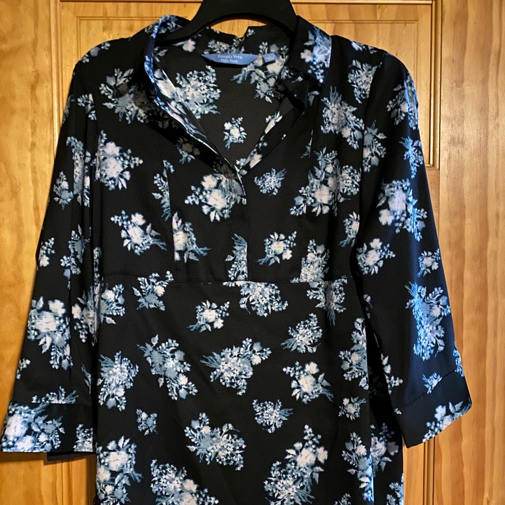 Vera Wang Split Back Blouse